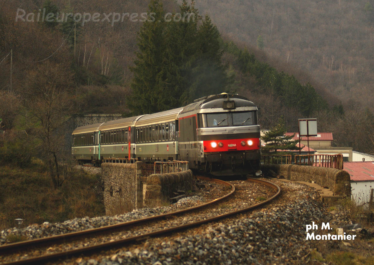 Le Cévenol à Villefort (F-48) après huit mois d'absence (18-12-2015)