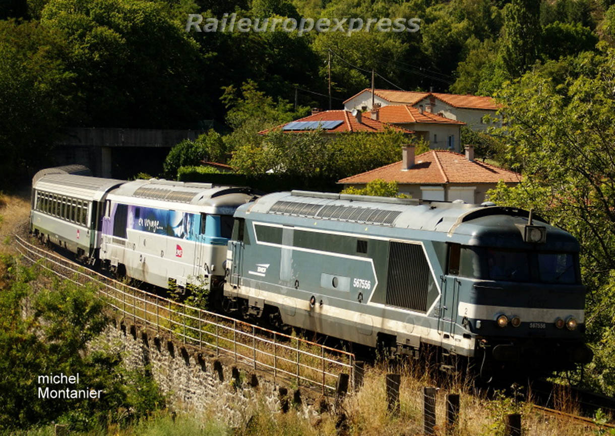 Les BB 67556 et 67558 en UM en tête du Cévenol à Villefort