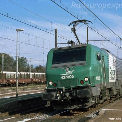BB 27005 SNCF à Orange (F-84)
