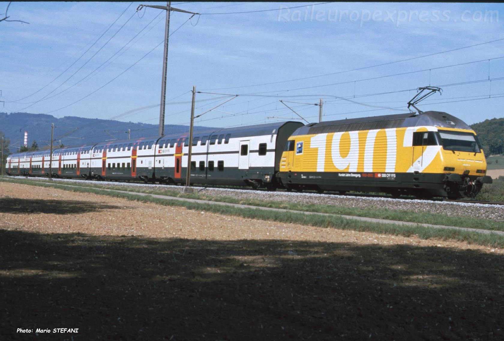 Re 460 CFF à Eiken (CH)