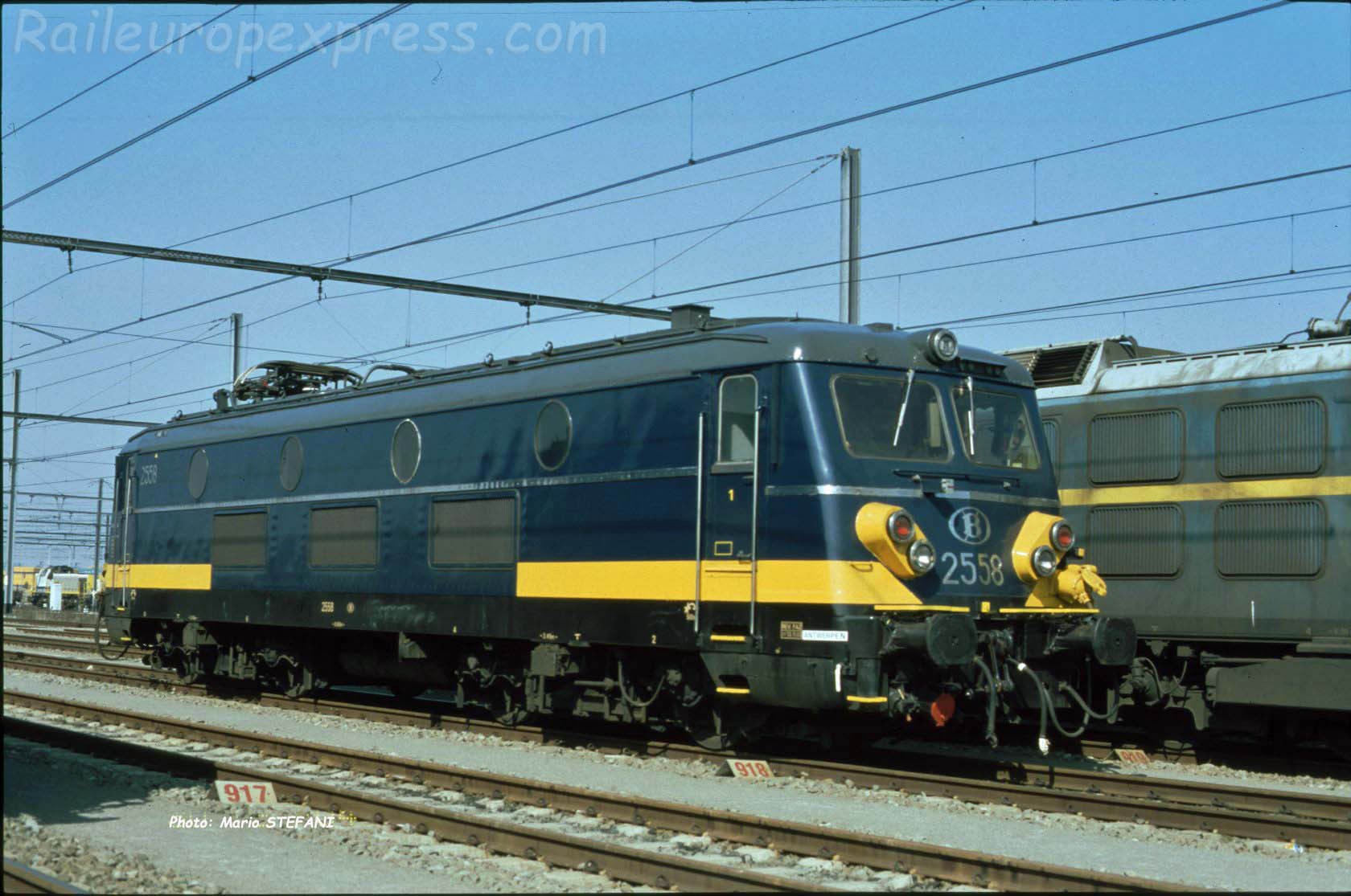 HLE 2558 SNCB à Antwerpen Daam (B)