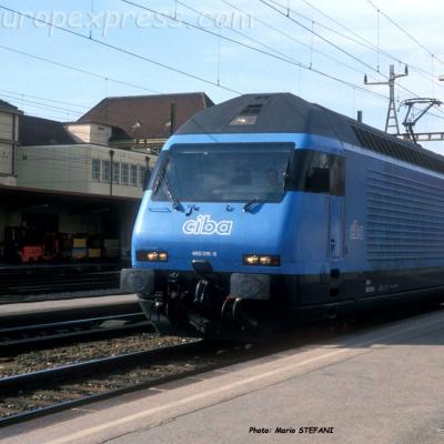 Re 460 016-9 CFF à Neuchâtel (CH)