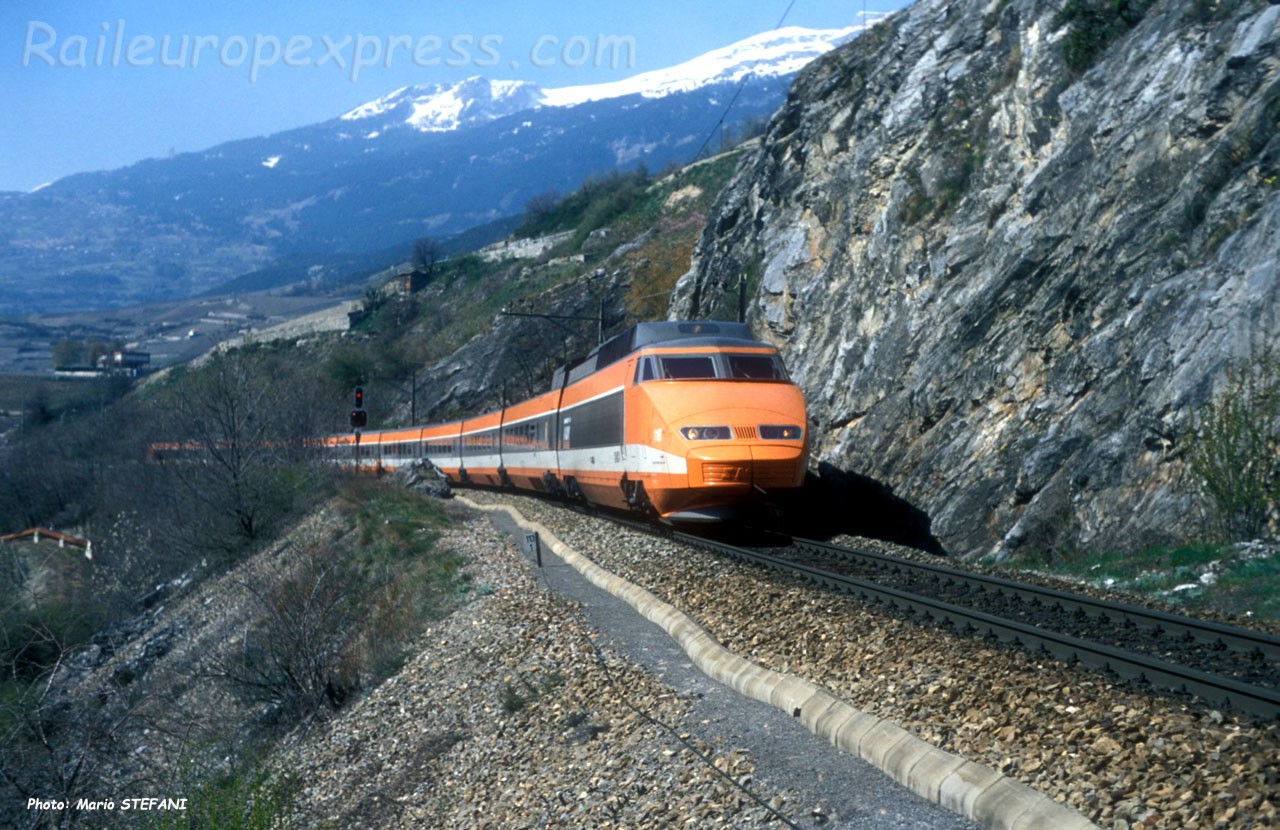 TGV SNCF à Salgesch (CH)