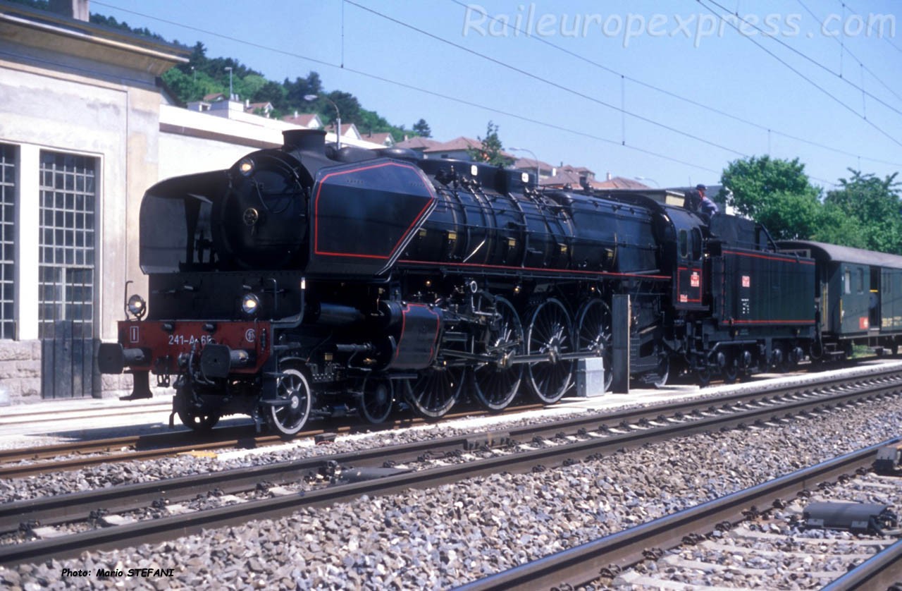 241 A 65 SNCF à Neuchâtel (CH)