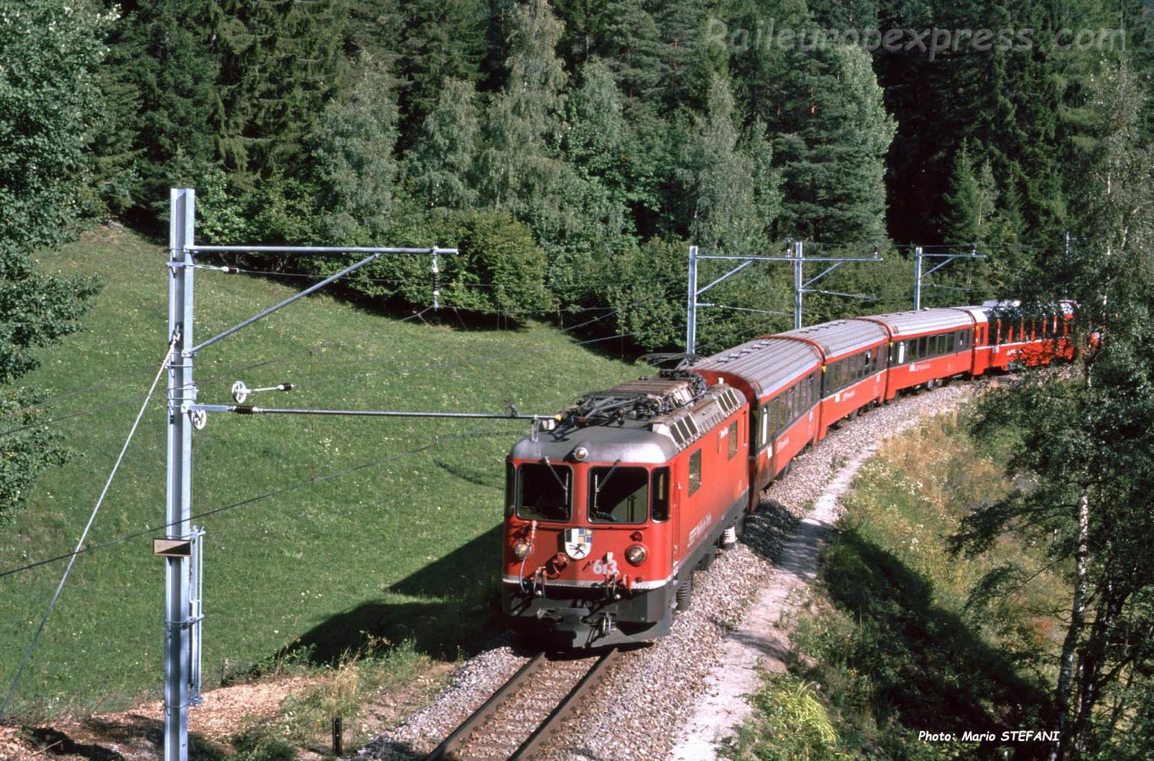 Ge 4/4 II 13 RhB à Filisur (CH)