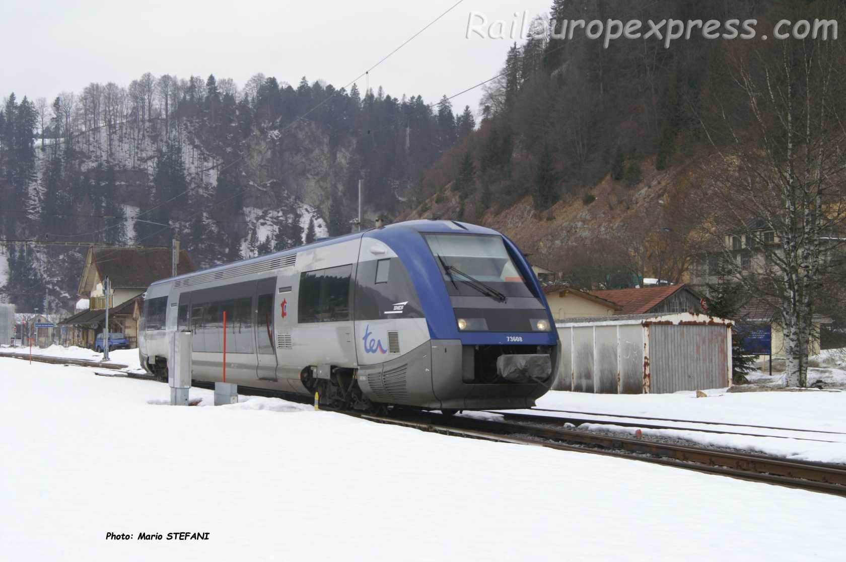 X 73608 SNCF au Col des Roches (CH)