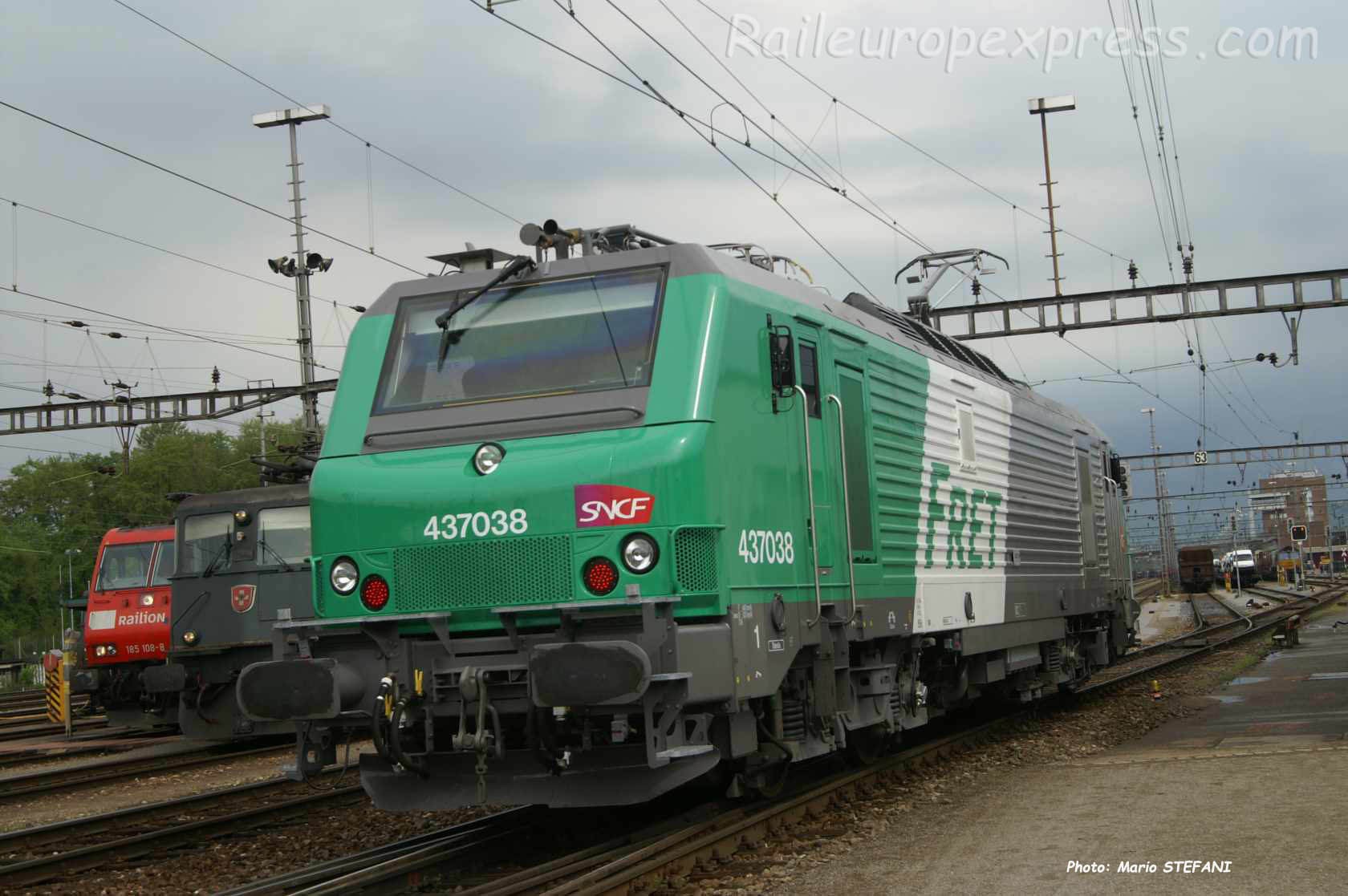 BB 37038 SNCF à Muttenz (CH)
