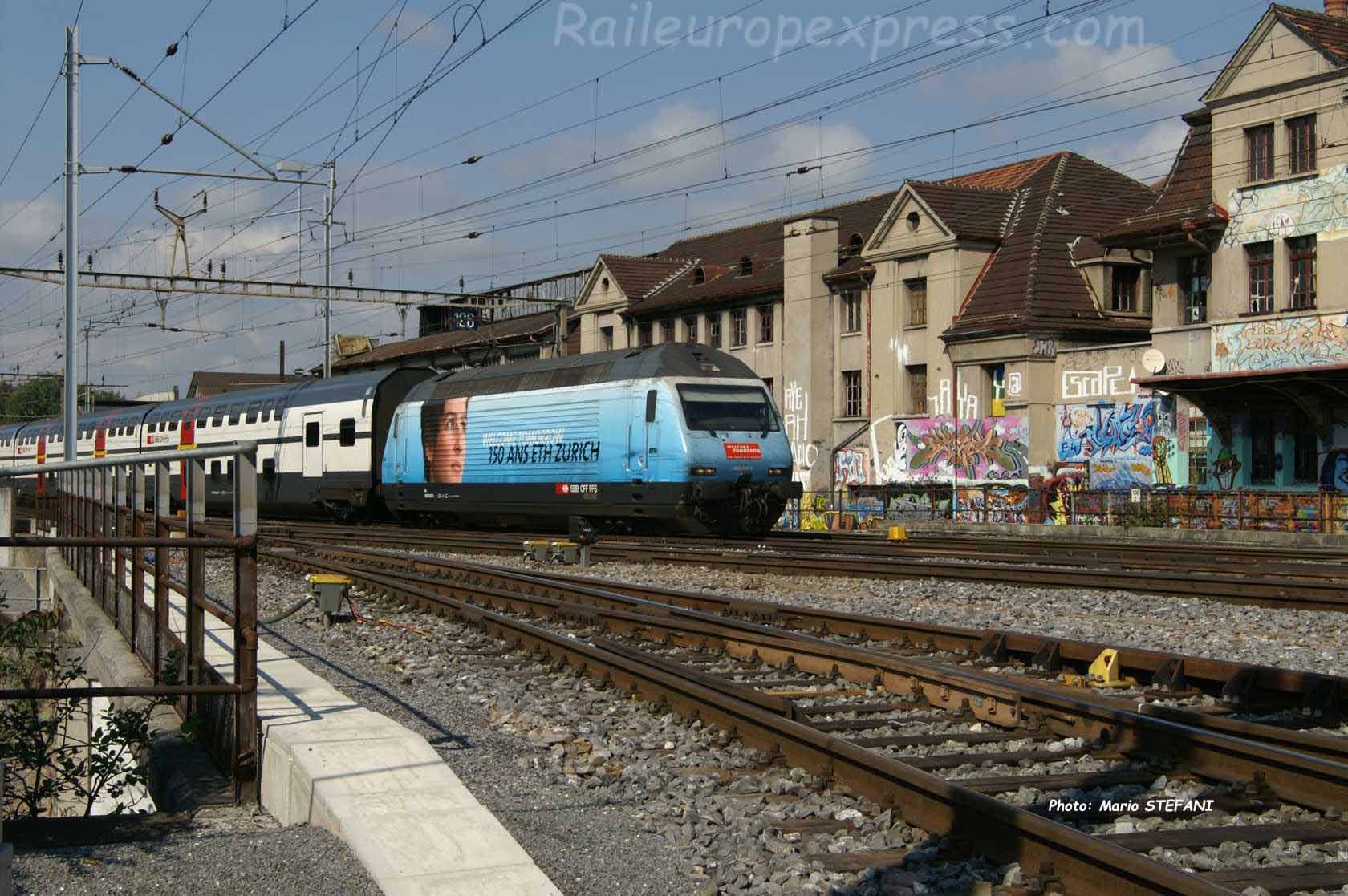 Re 460 CFF à Thun (CH)