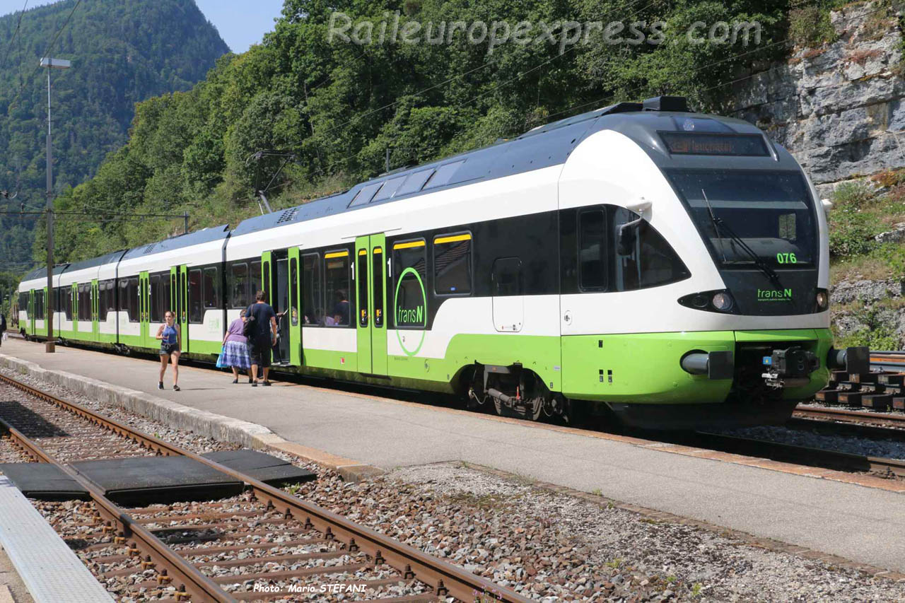 RABe 523 076 TransN à Chambrelien (CH)