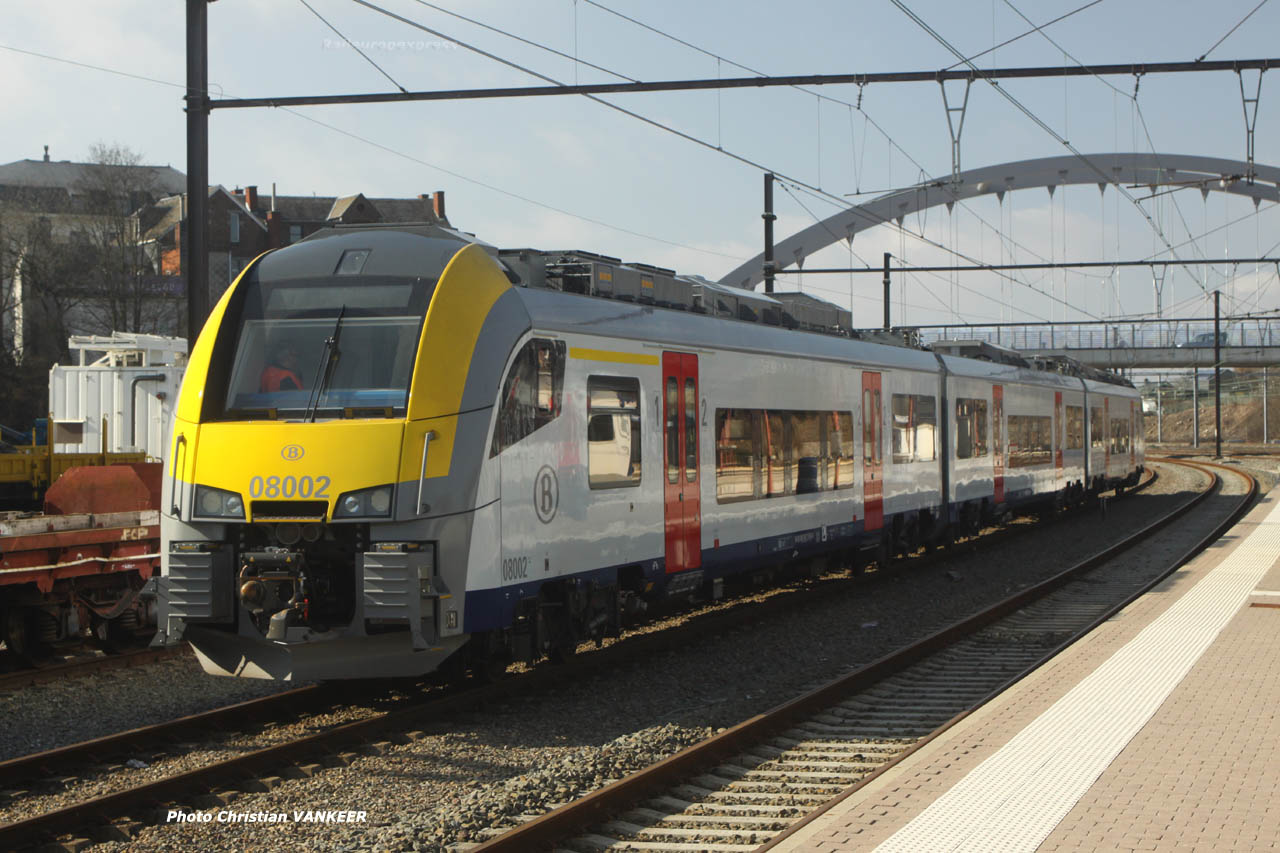 Automotrice Desiro 08002 SNCB à Libramont