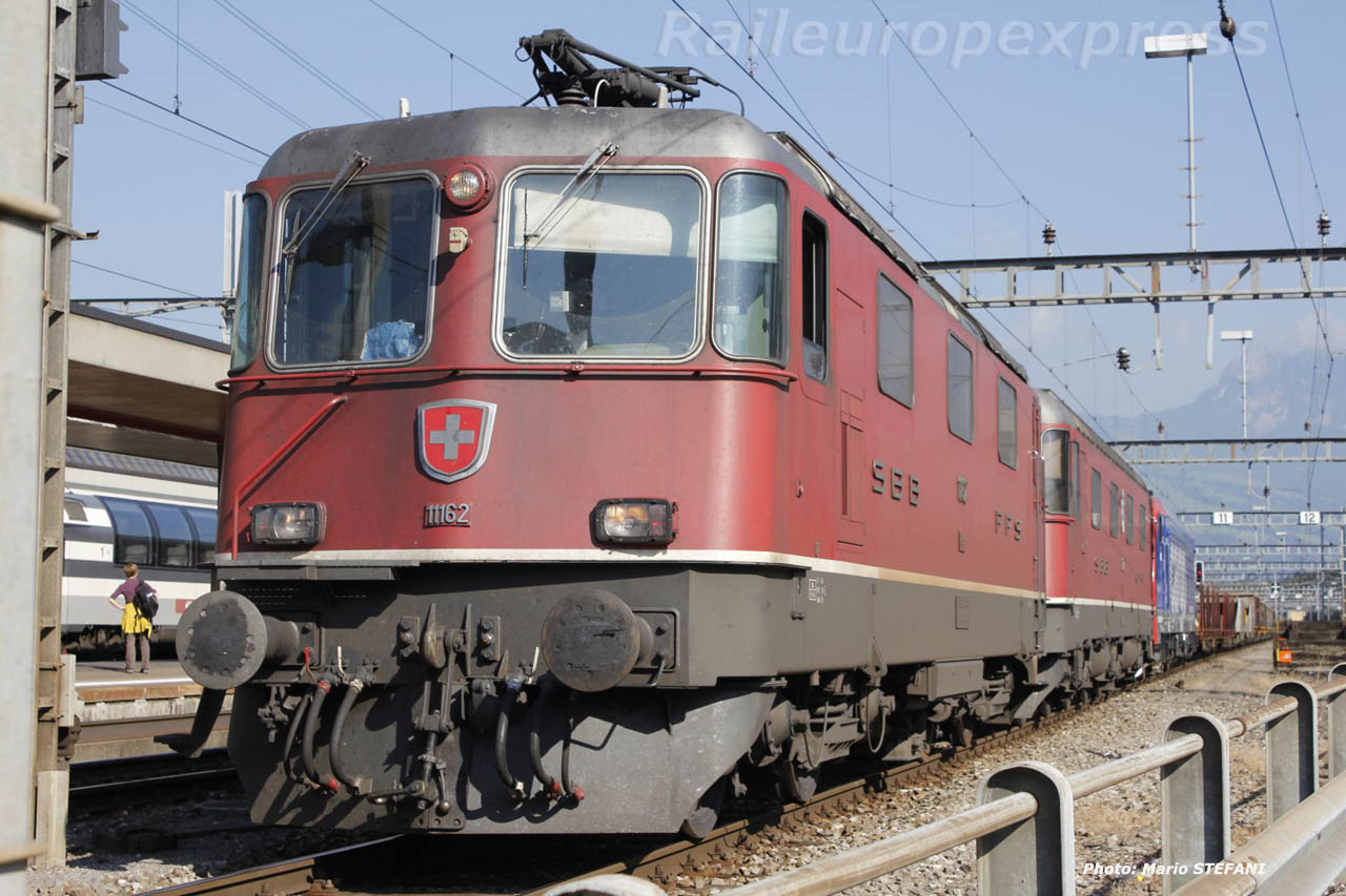 Re 4/4 II 11162 CFF à Arth Goldau