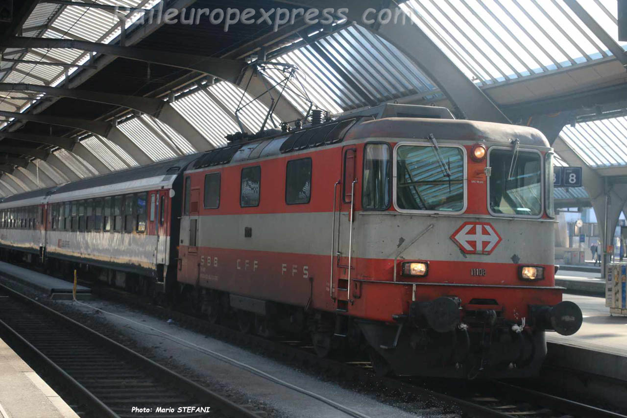Re 4/4 II 11108 CFF à Zürich (CH)