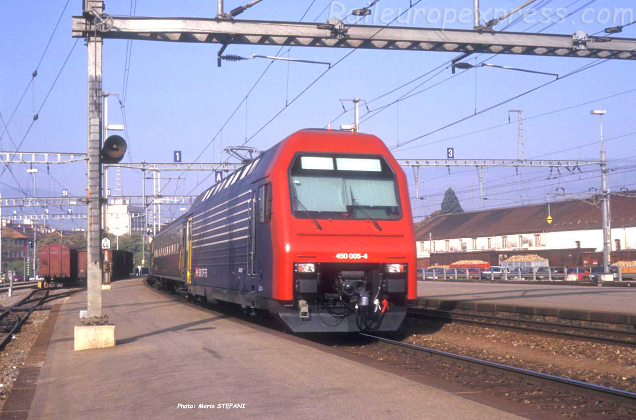 Re 450 005-4 CFF à Yverdon (CH)