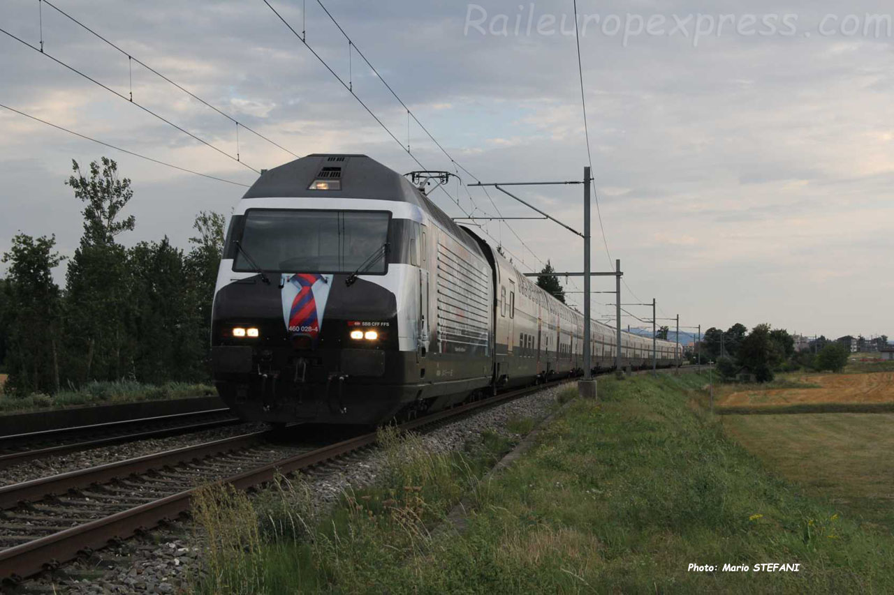 Re 460 028-4 CFF à Boudry (CH)