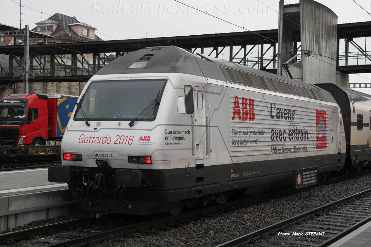 Re 460 052-4 CFF à Spiez (CH)