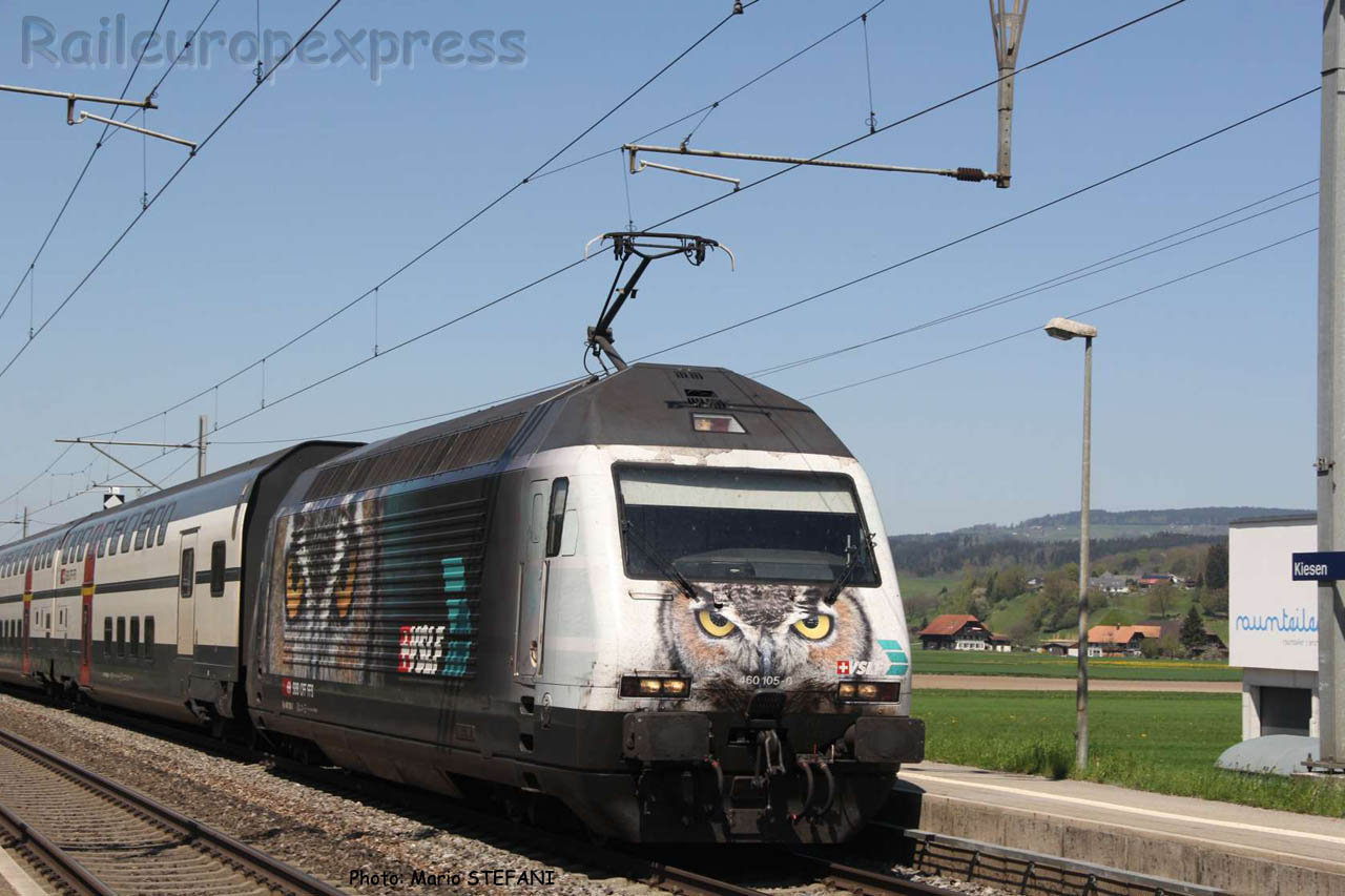 Re 460 105-0 CFF à Kiesen (CH)