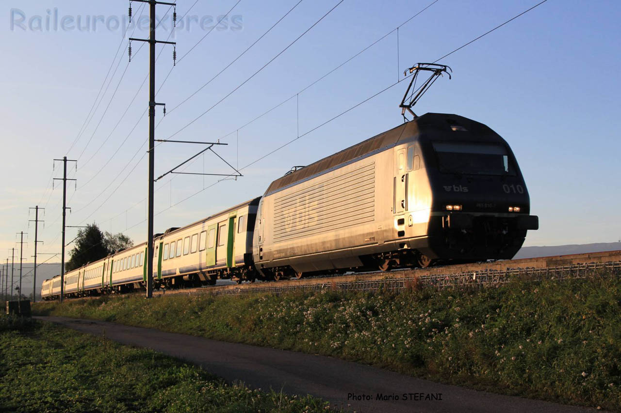 Re 465 010 BLS à Kerzers (CH)