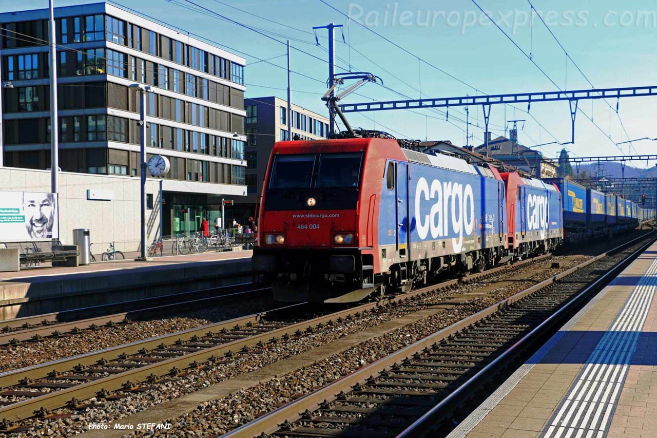 Re 484 004-7 CFF à Liestal (CH)