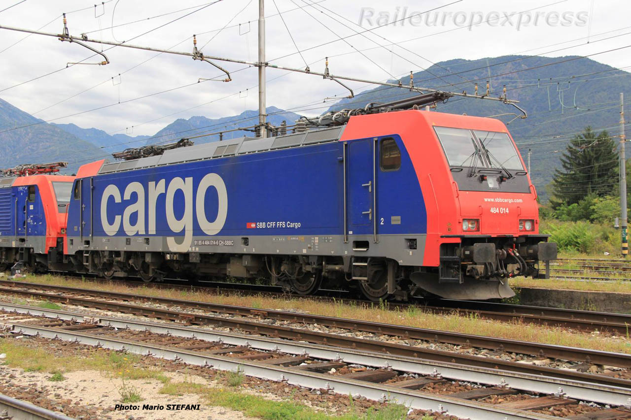 Re 484 014 CFF à Domodossola (I)