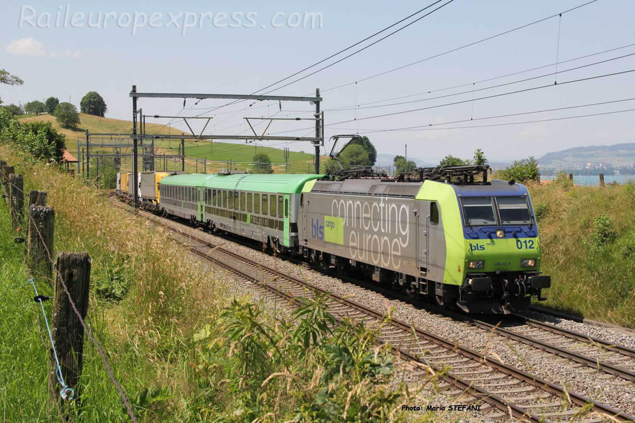 Re 485 012-9 BLS à Kumm (CH)