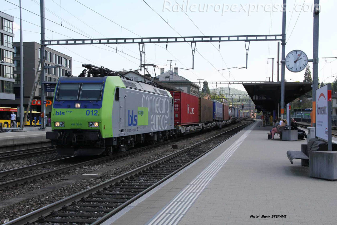 Re 485 012-9 BLS à Liestal (CH)