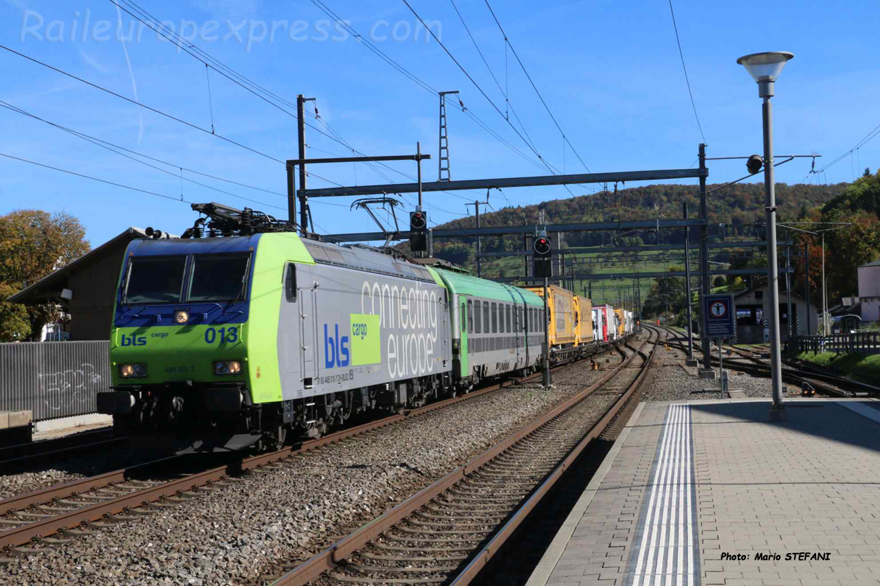 Re 485 013-7 BLS à Sissach (CH)