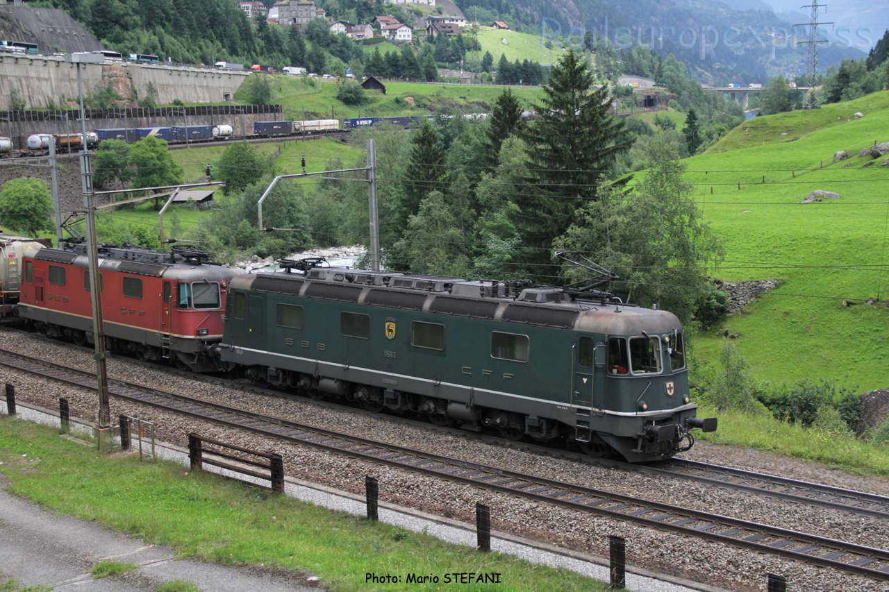 Re 6/6 11663 CFF à Wassen (CH)