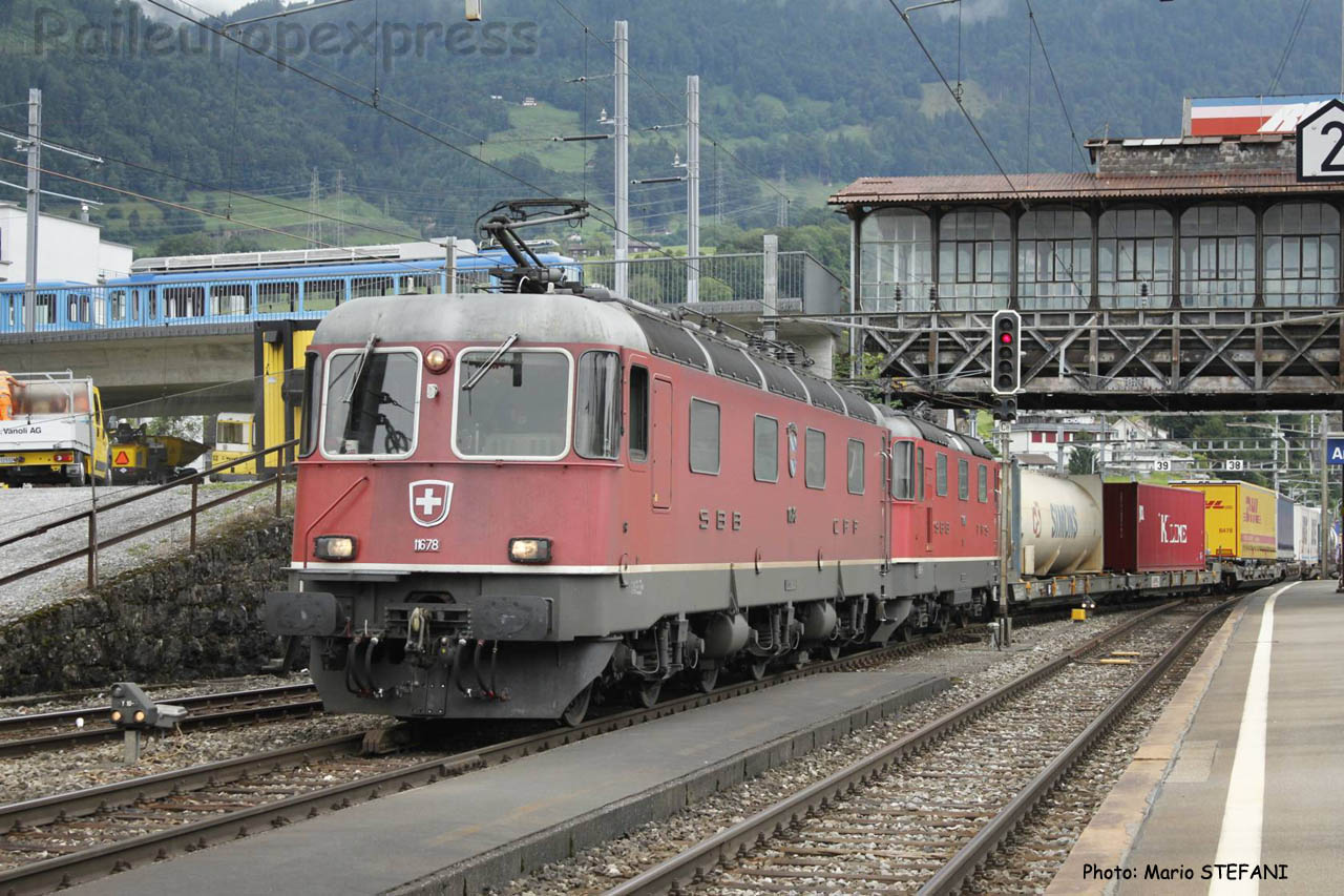 Re 6/6 11678 CFF à Arth-Goldau (CH)