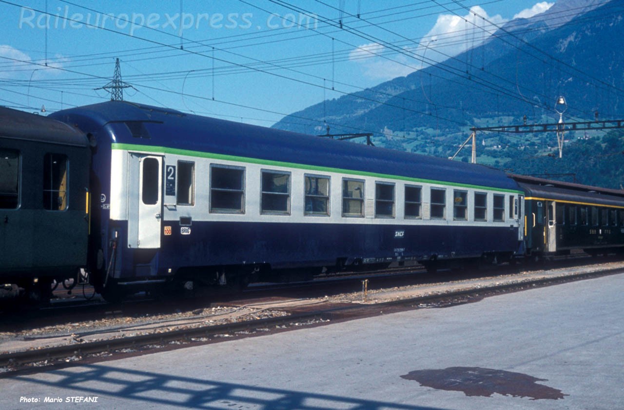 B10c10 SNCF UIC à Brig (CH)