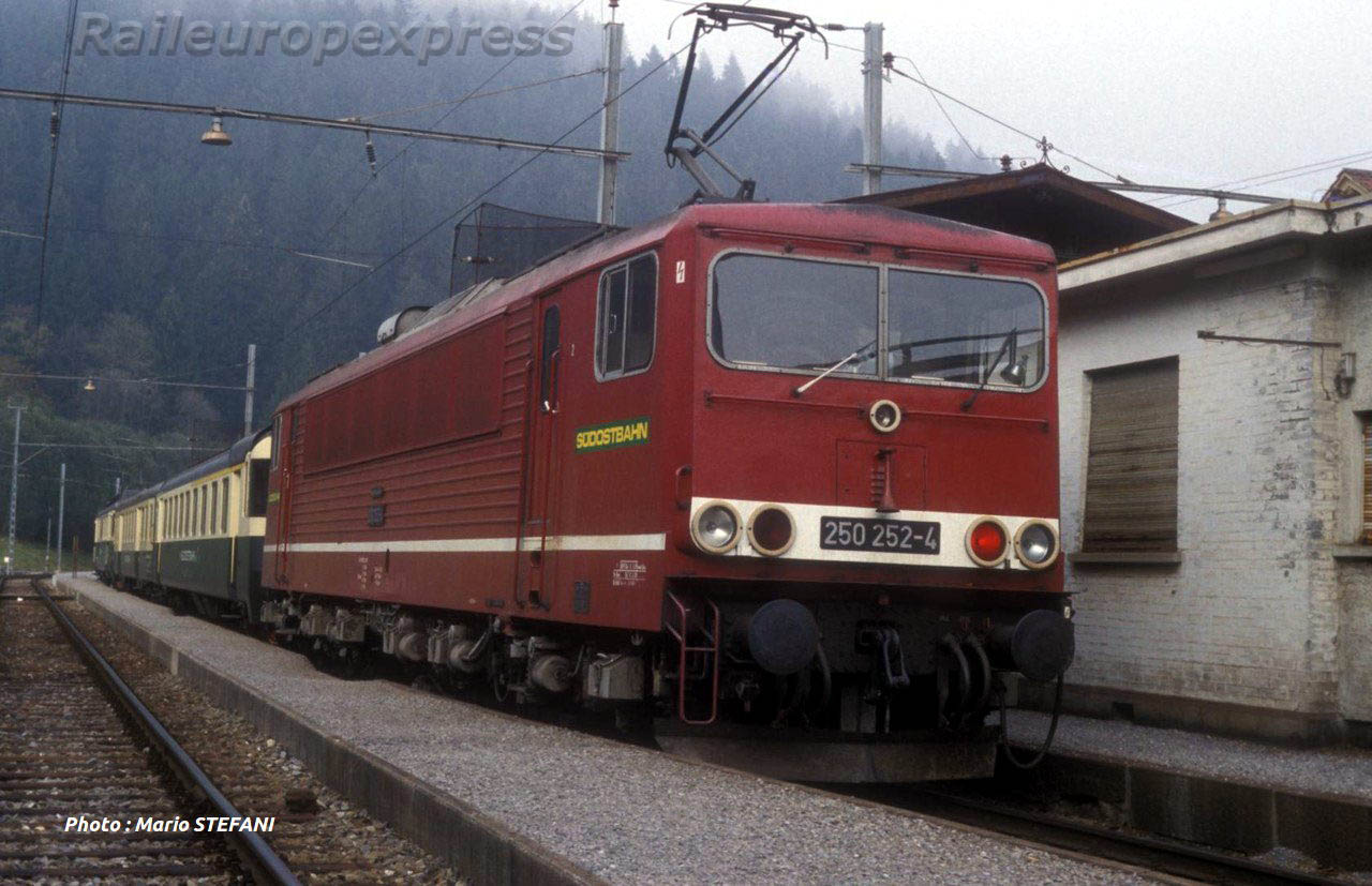 SOB ex DR 250 252 4 á Biberbrugg