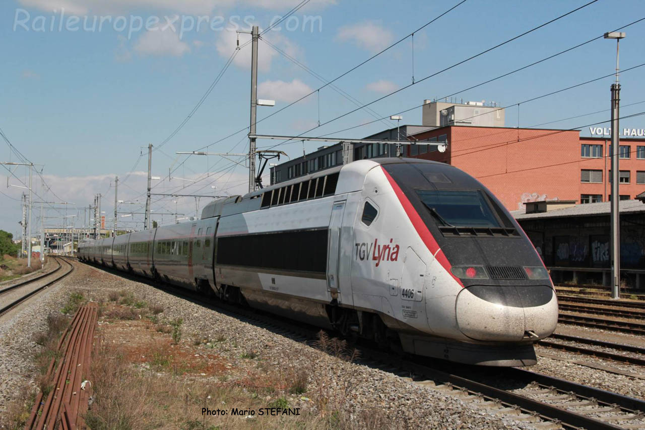 TGV Lyria  4406 à Basel (CH)