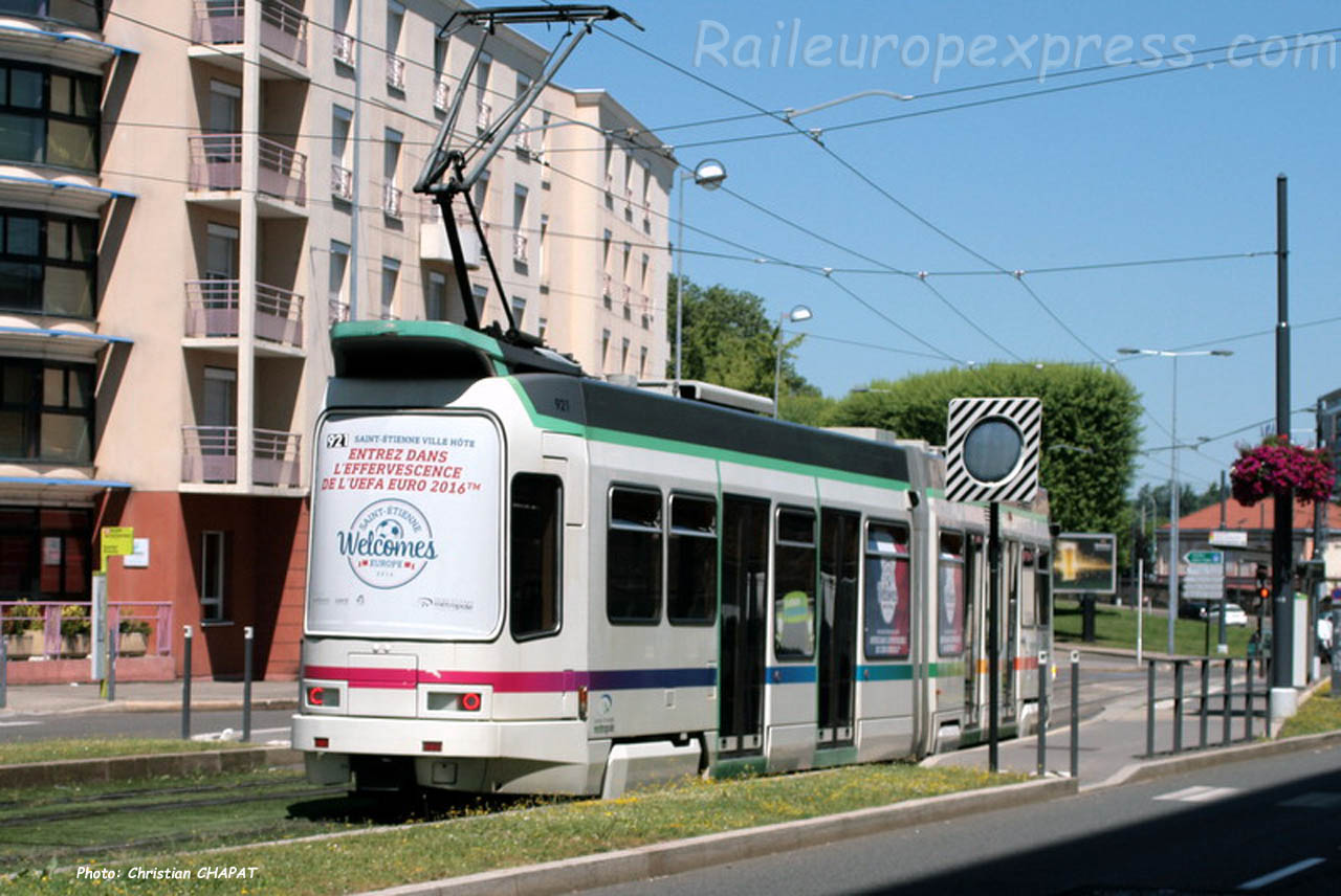 Tramway de Saint Etienne (F-42) pelliculage Euro 2016