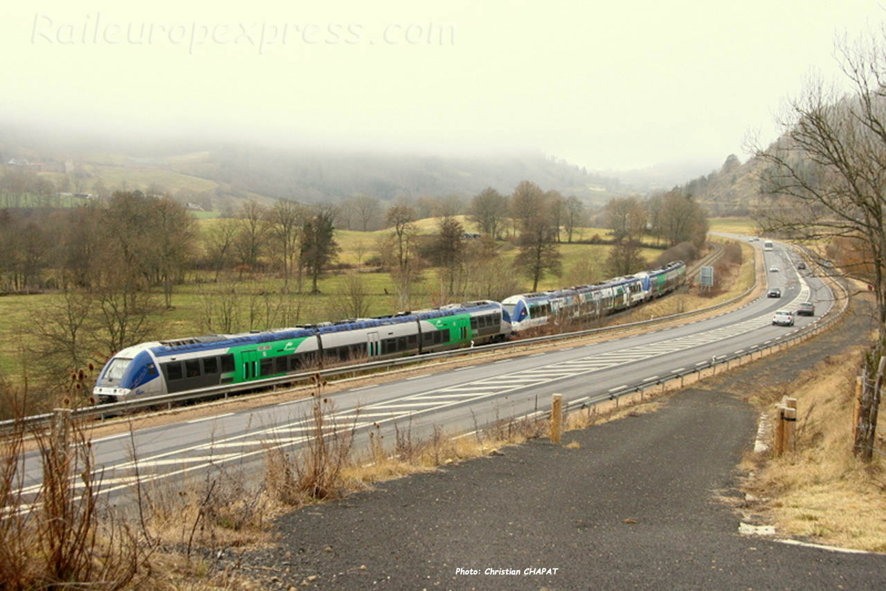 UM d'AGC SNCF entre Murat et Neussargues (F-15)