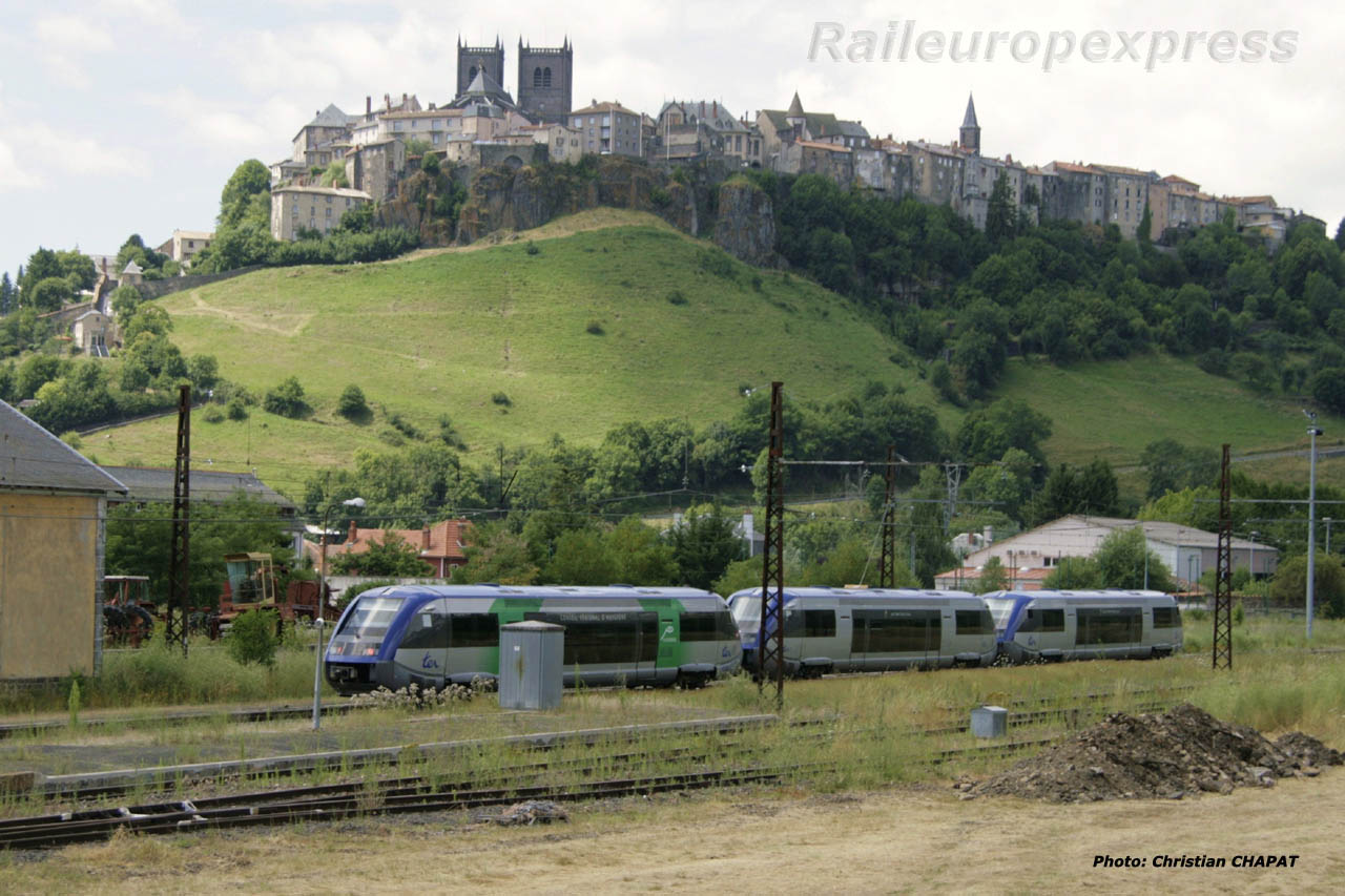 UM d'X 73500 à Saint Flour (F 15)