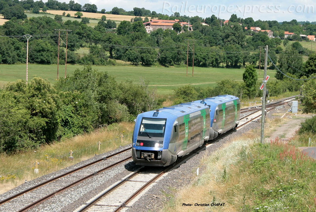 UM d'X 73500 SNCF à St Georges d'Aurac (F-43)