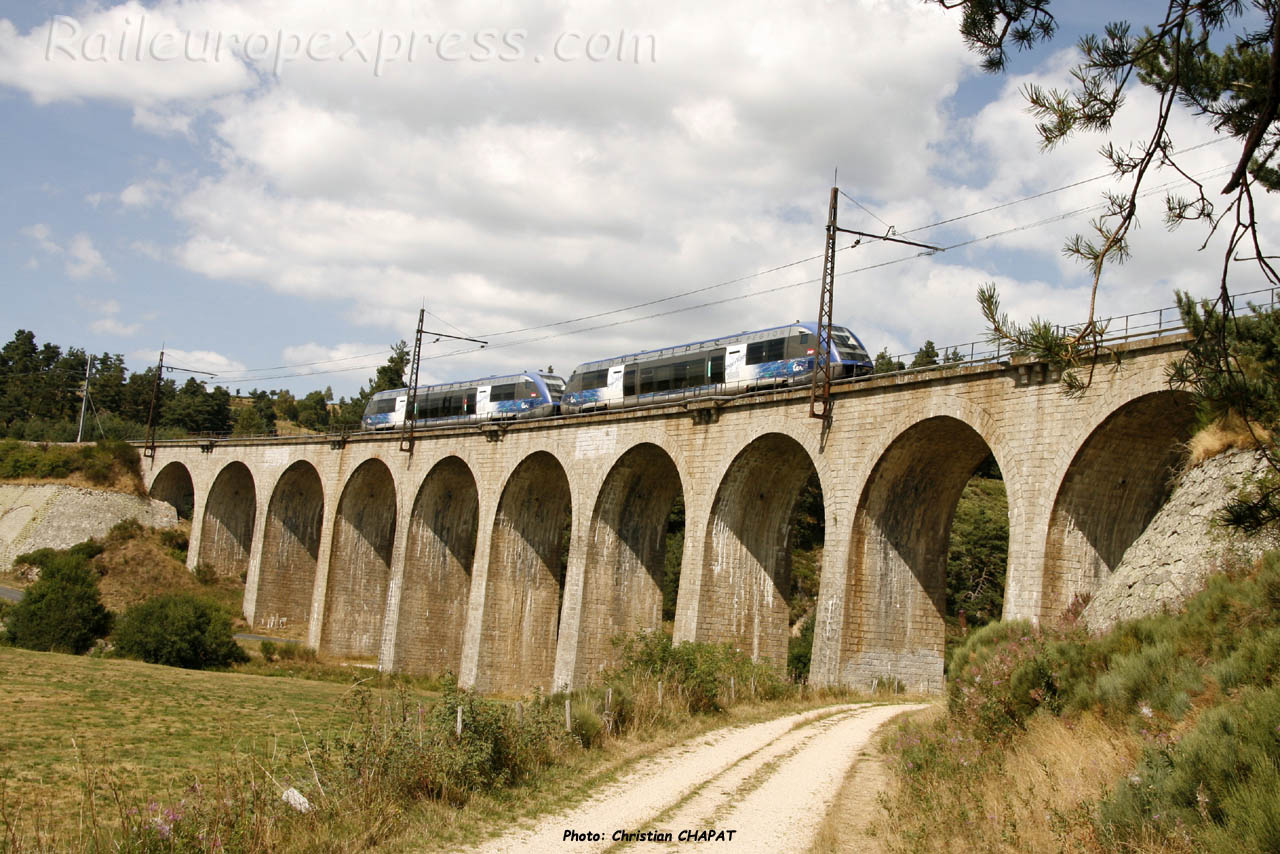 UM d'X 73500 viaduc de Rimeize (F-48)