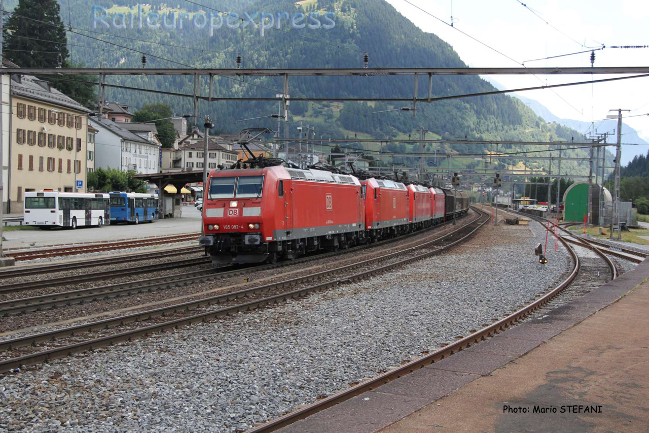 UM de 185 DB à Airolo (CH)