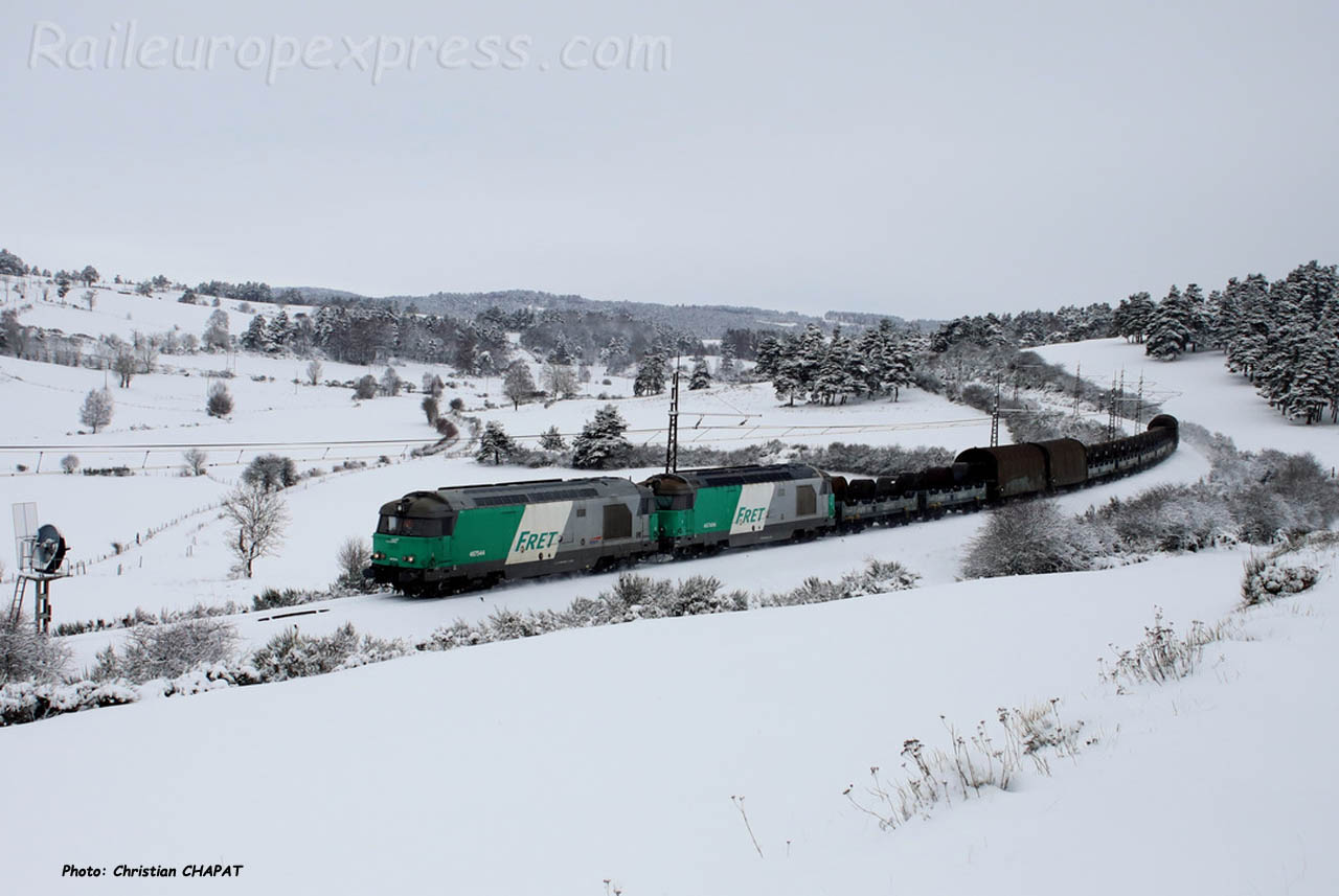 UM de BB 67400 SNCF près de Saint Chély d'Apcher (F-48)