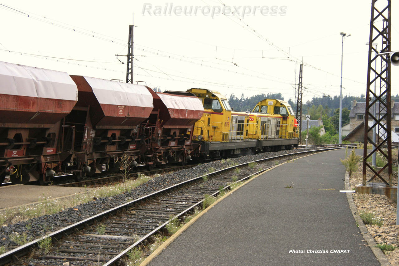 UM de BB 69000 SNCF à Aumont-Aubrac (F 48)