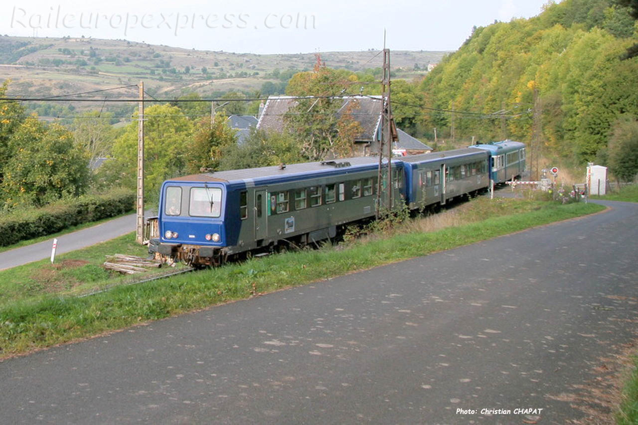 X 2230 SNCF à Neussargues (F-15)