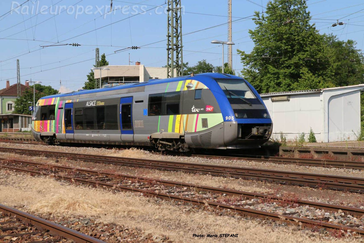 X 73905 SNCF à Müllheim (D)