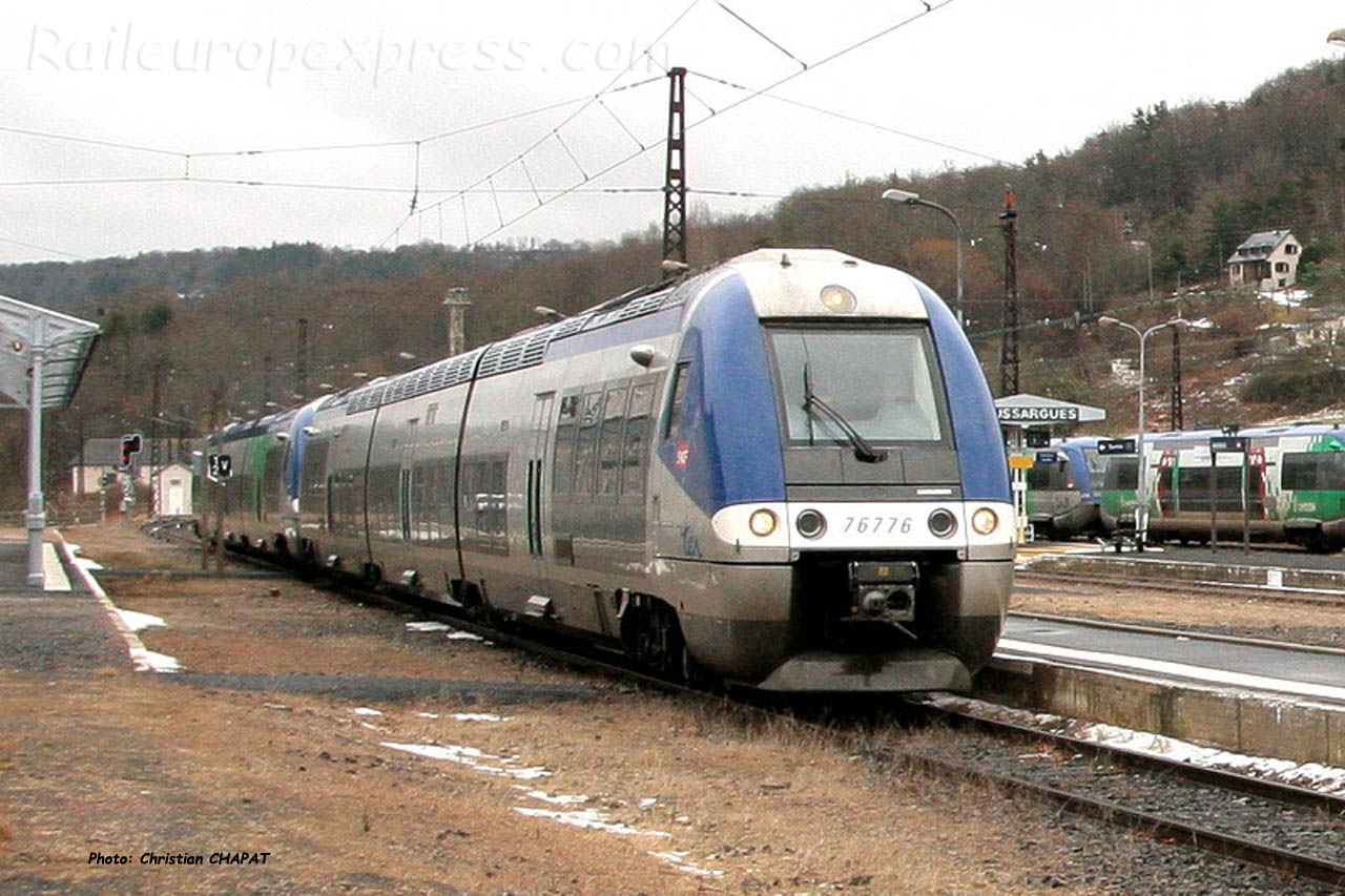 X 76776 SNCF à Neussargues (F-15)