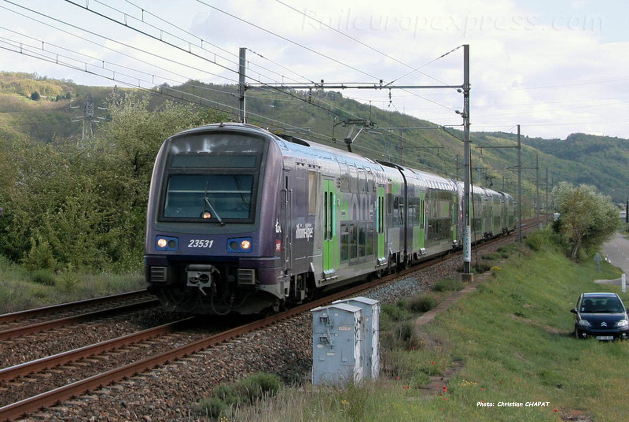 Z 23531 SNCF à Laveyron (F-26)