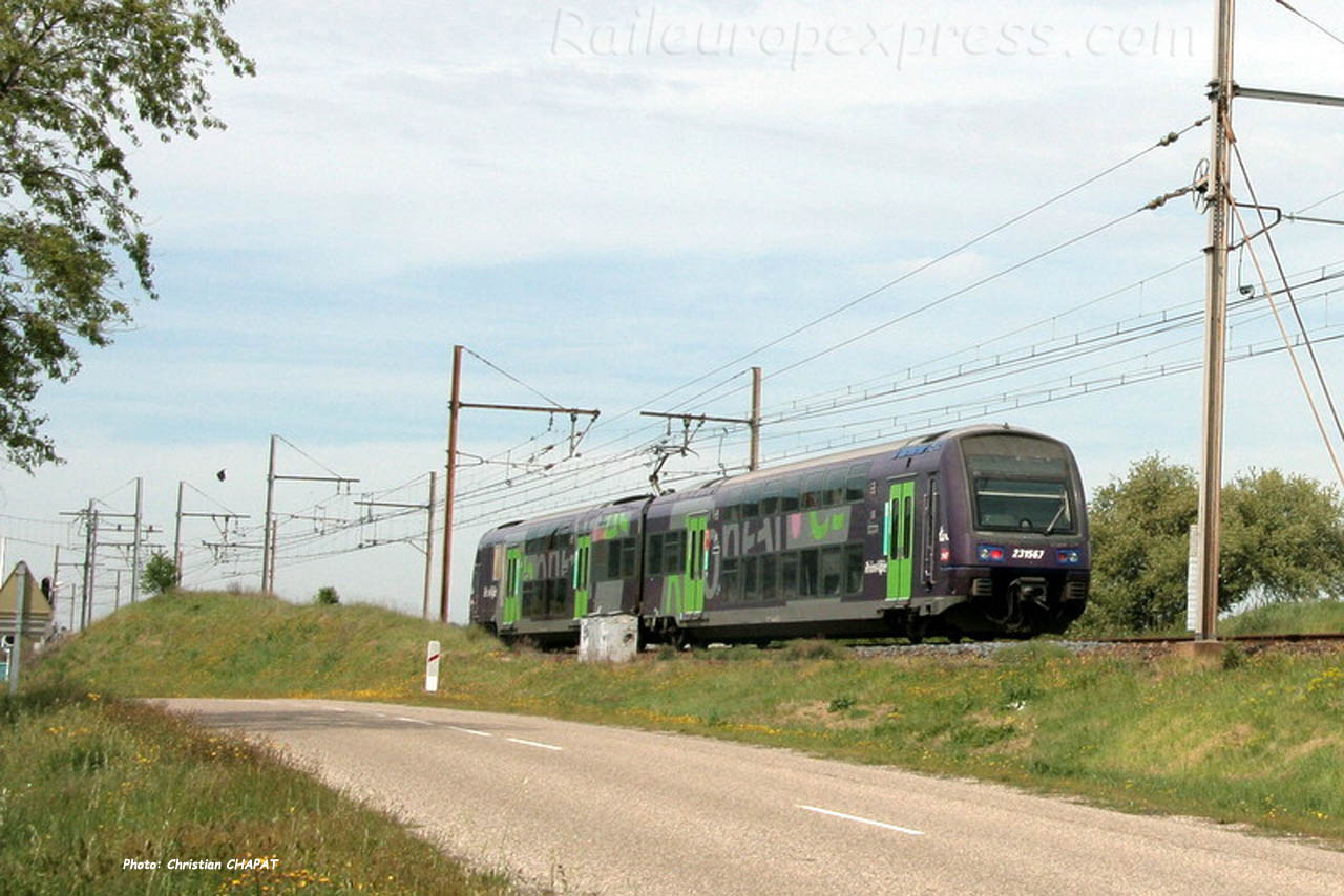 Z 23567 SNCF à Laveyron (F-26)