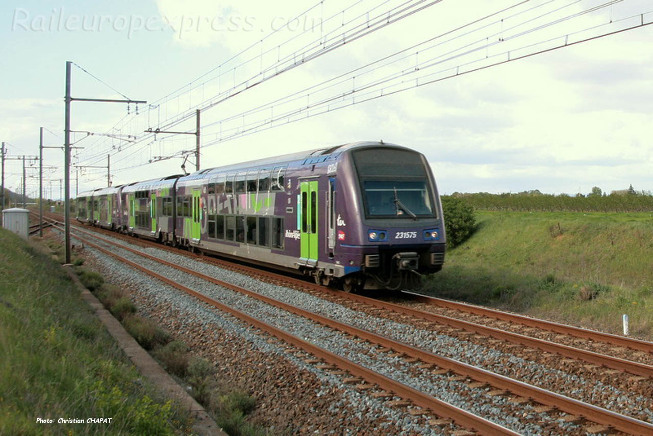 Z 23575 SNCF à Laveyron (F-26)