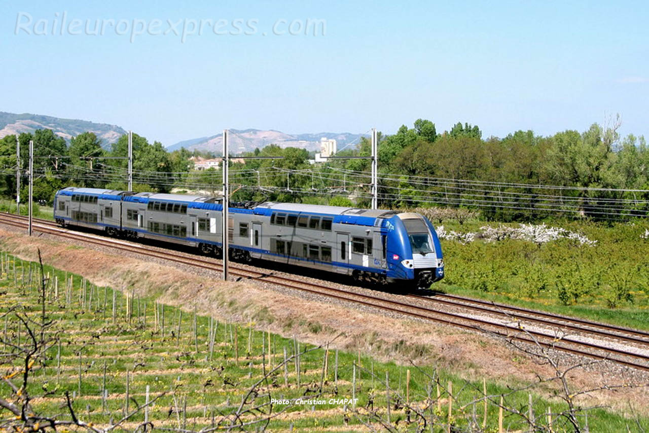 Z 24500 SNCF à Châteaubourg (F-07)