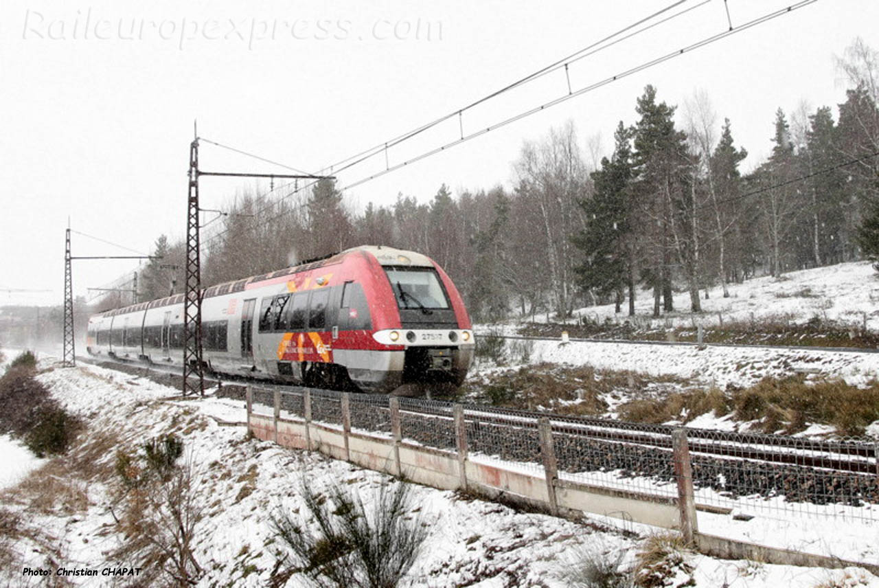 Z 27535 SNCF à Arcomie (F-48)