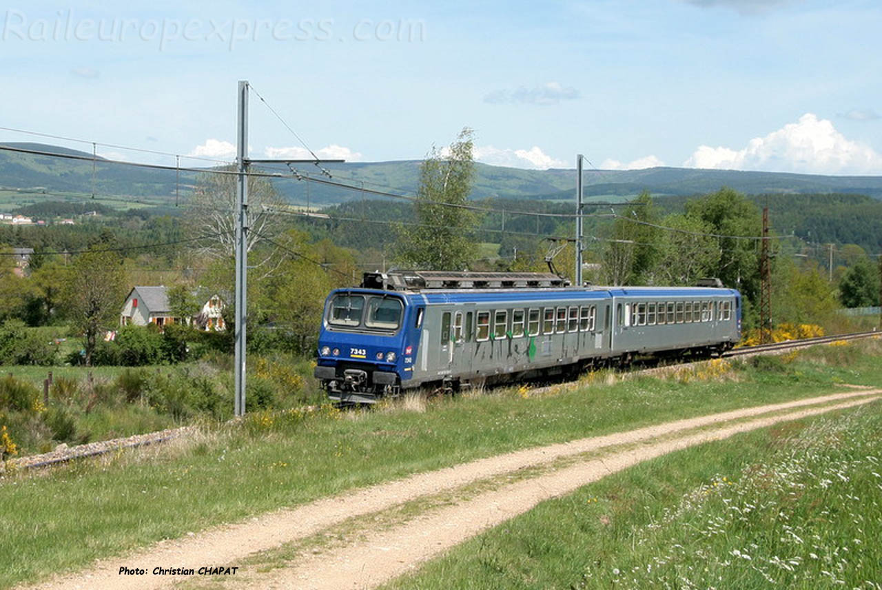 Z 7343 SNCF à Ruynes en Margeride (F-15)